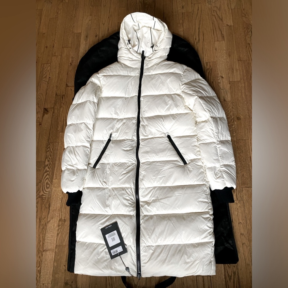 Nobis puffer jacket